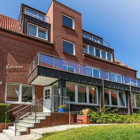 Haus Koebesine 12 Йюст