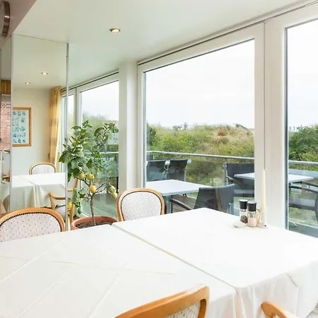 Haus Koebesine 12 Szálloda